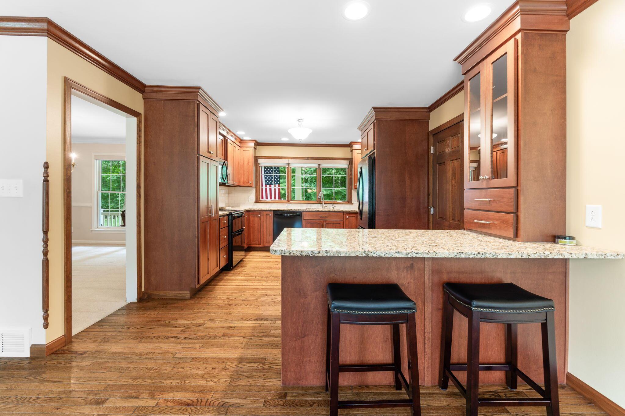 Marion, Ohio, 43302, United States, 5 Bedrooms Bedrooms, ,4 BathroomsBathrooms,Residential,For Sale,1995862