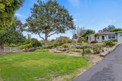 Salinas, California, 93907, United States, 3 Bedrooms Bedrooms, ,2 BathroomsBathrooms,Residential,For Sale,1975182