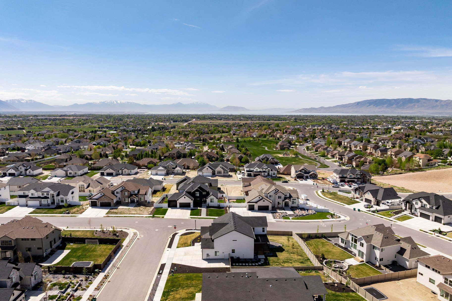  Practically Brand New Home in Highland, with Stunning Mountain Views - 物件實景