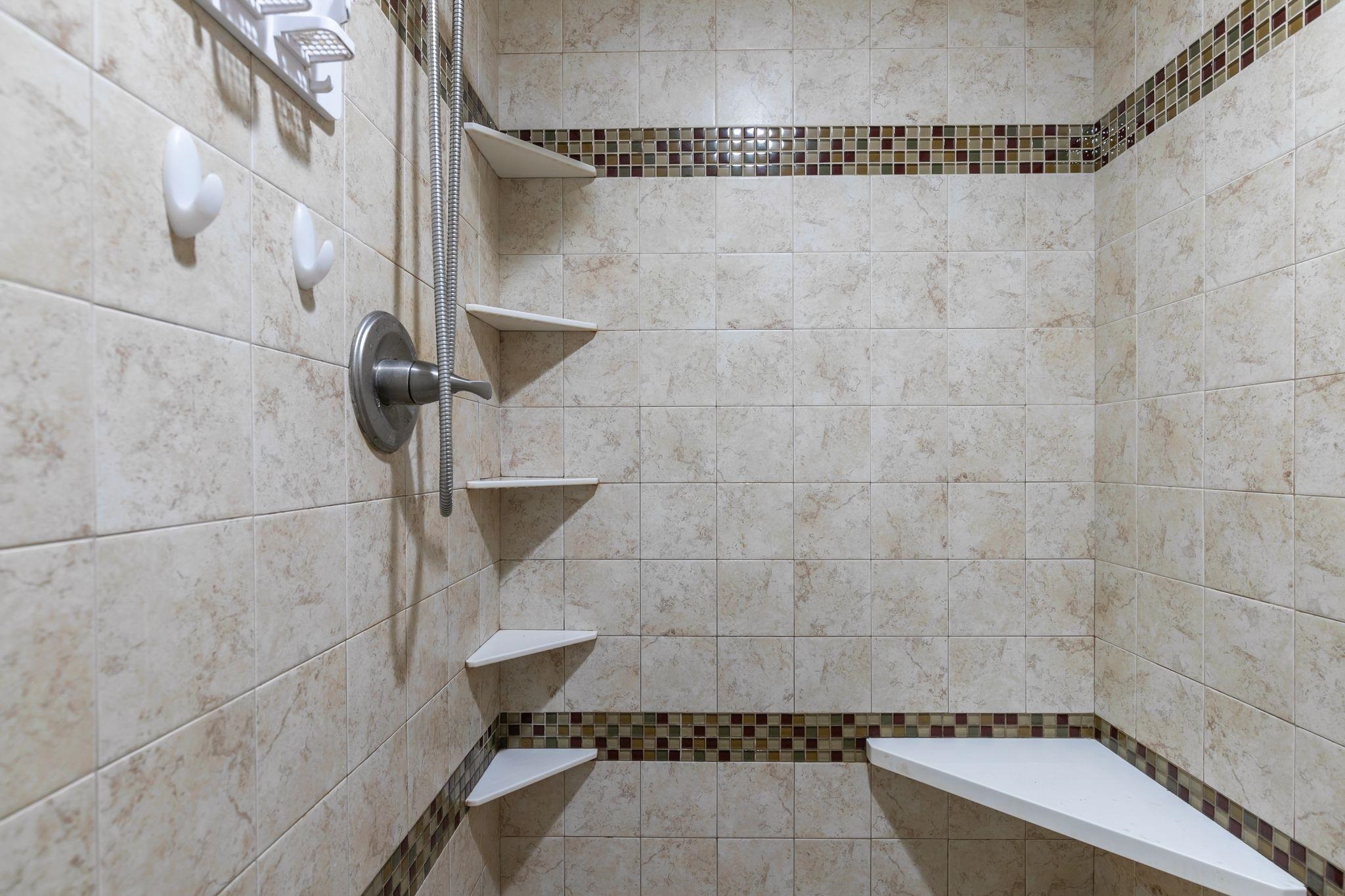 Berlin, Wisconsin, 54923, United States, 5 Bedrooms Bedrooms, ,4 BathroomsBathrooms,Residential,For Sale,1974961