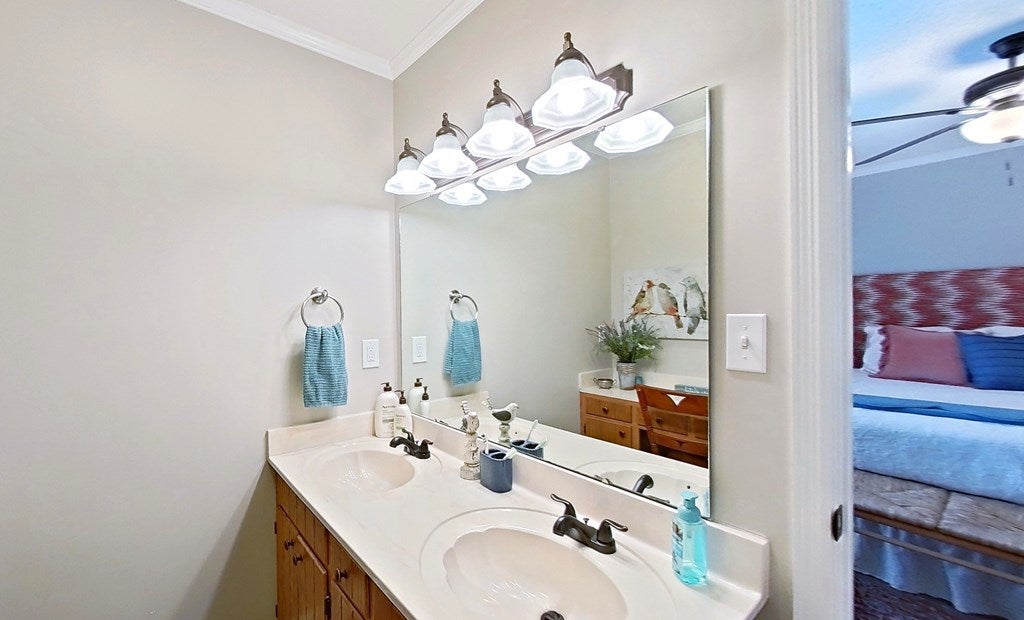 Bainbridge, Georgia, 39817, United States, 4 Bedrooms Bedrooms, ,4 BathroomsBathrooms,Residential,For Sale,1988533