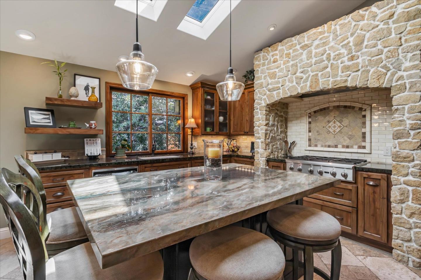 San Jose, California, 95125, United States, 5 Bedrooms Bedrooms, ,3 BathroomsBathrooms,Residential,For Sale,1911321