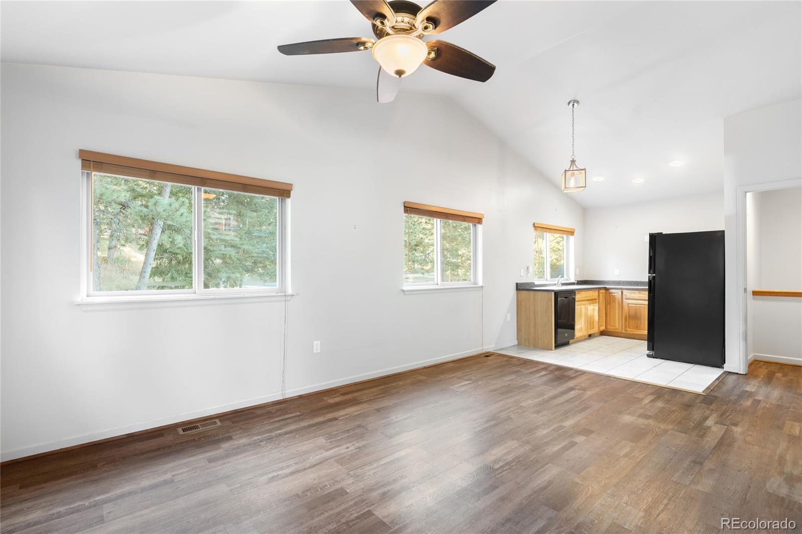 Evergreen, Colorado, 80439, United States, 5 Bedrooms Bedrooms, ,1 BathroomBathrooms,Residential,For Sale,1992096