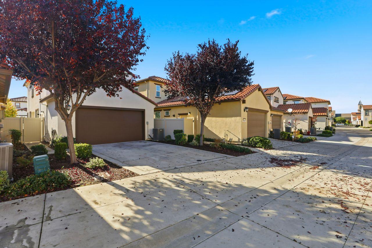 Roseville, California, 95747, United States, 3 Bedrooms Bedrooms, ,3 BathroomsBathrooms,Residential,For Sale,1993013