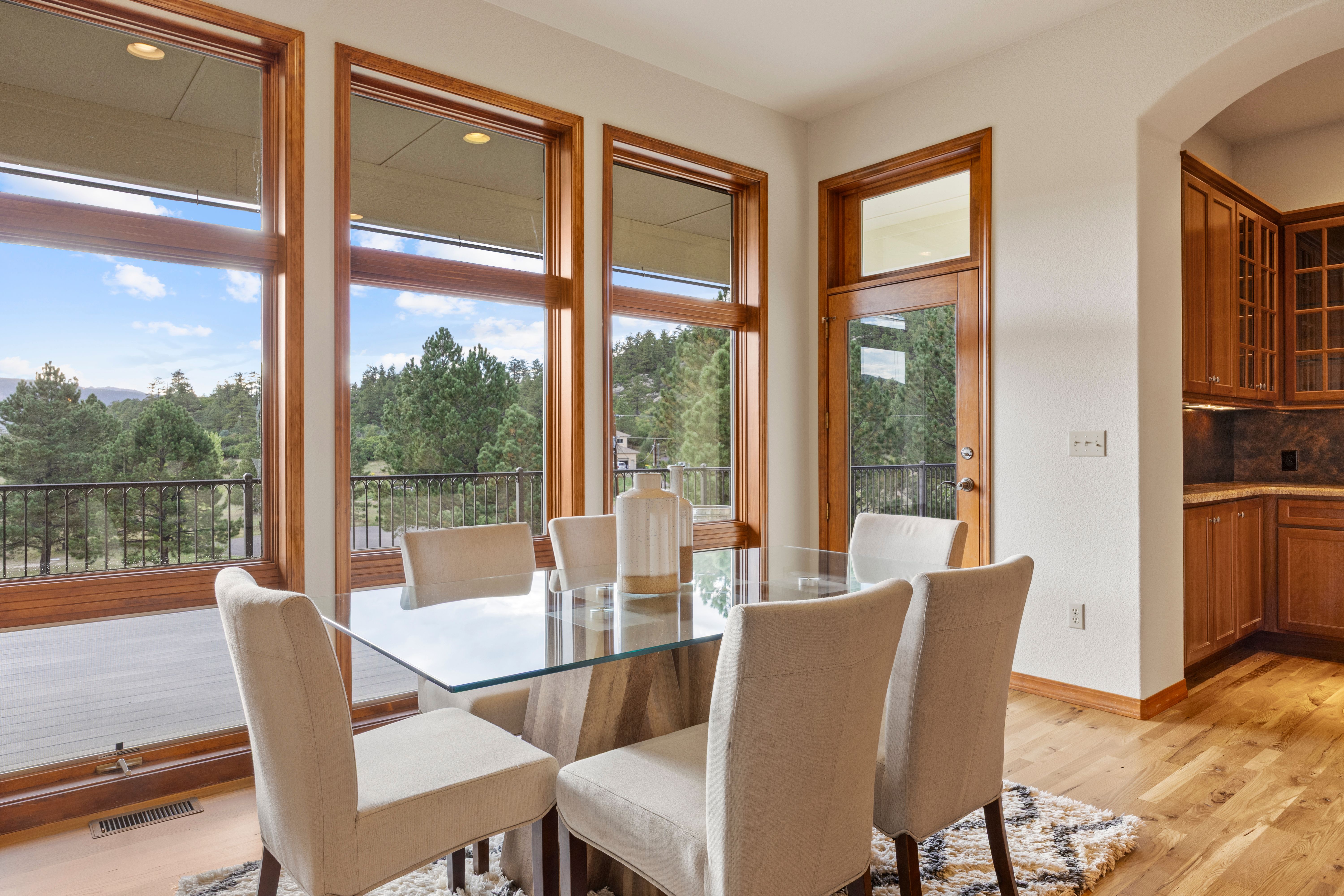  Set on over 4 acres in Perry Park East - 物件實景