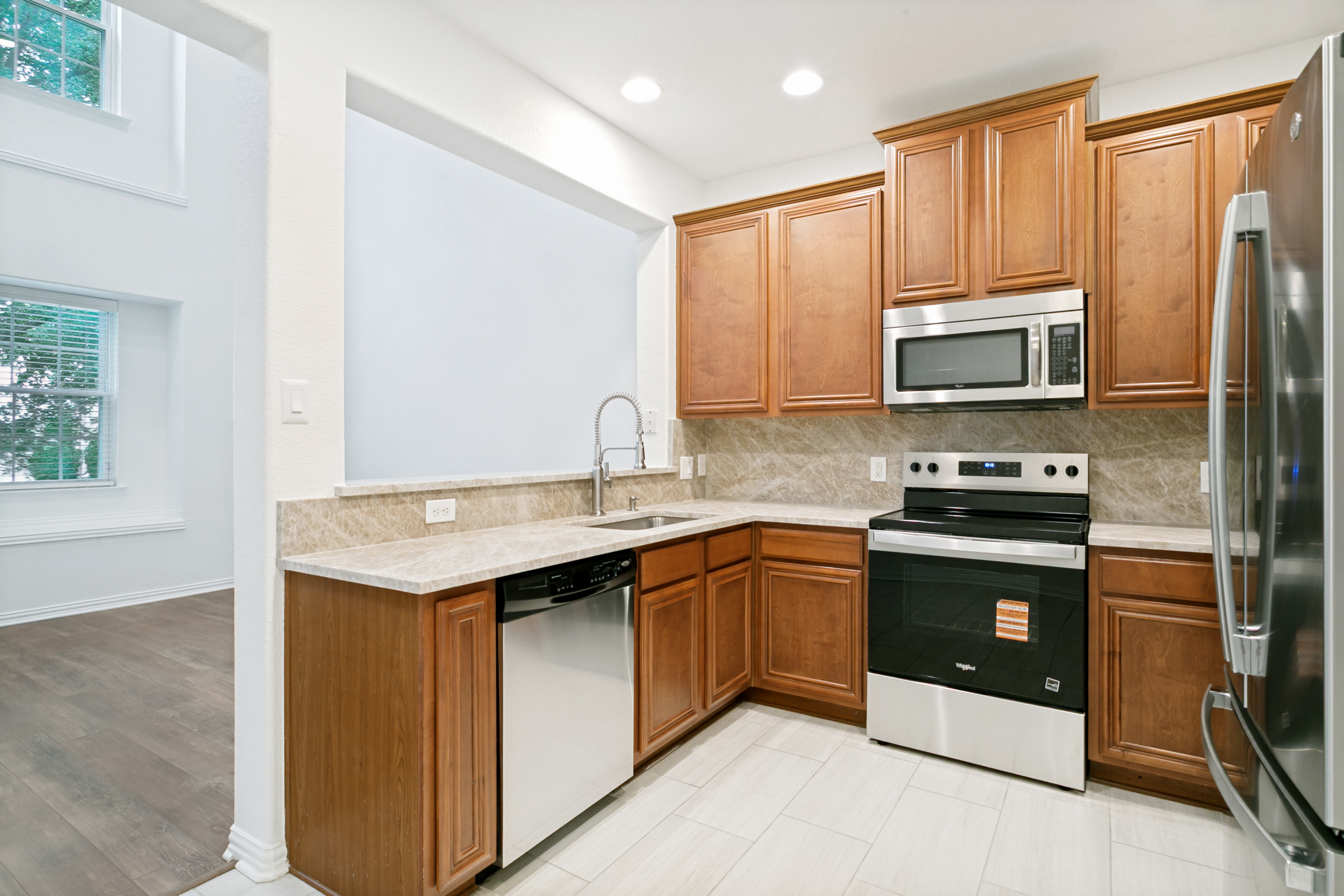  3115 Carlisle Street, Bedford, TX, 76021 - 物件實景