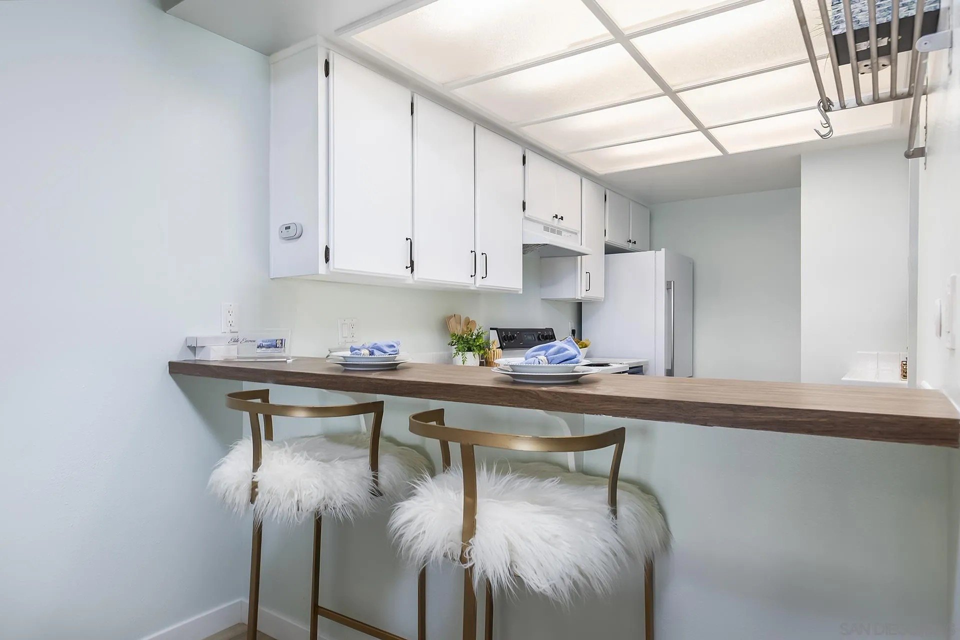 San Diego, California, 92110, United States, 1 Bedroom Bedrooms, ,1 BathroomBathrooms,Residential,For Sale,1970133