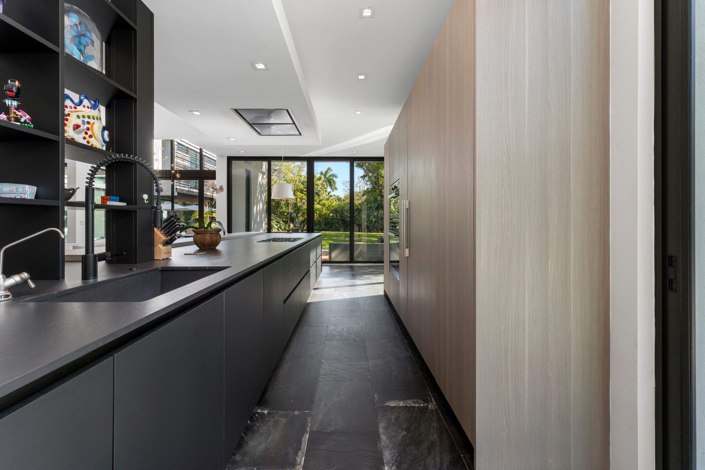  12220 Rock Garden Ln, Pinecrest, FL, 33156 - 物件實景