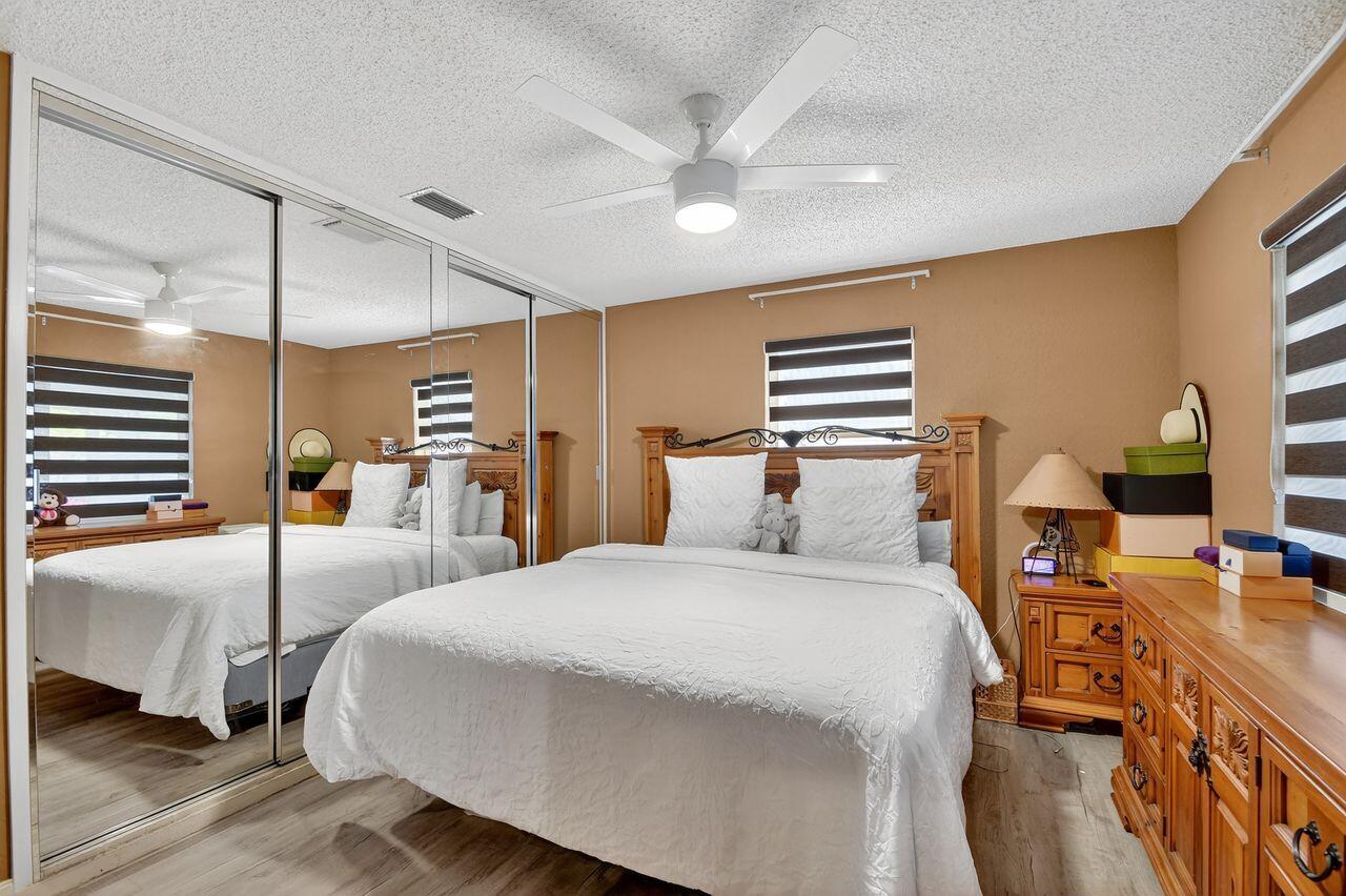 Palm Springs, Florida, 33461, United States, 3 Bedrooms Bedrooms, ,2 BathroomsBathrooms,Residential,For Sale,1901355
