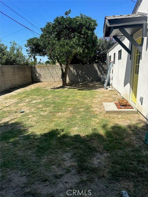 Compton, California, 90221, United States, 3 Bedrooms Bedrooms, ,2 BathroomsBathrooms,Residential,For Sale,1899537