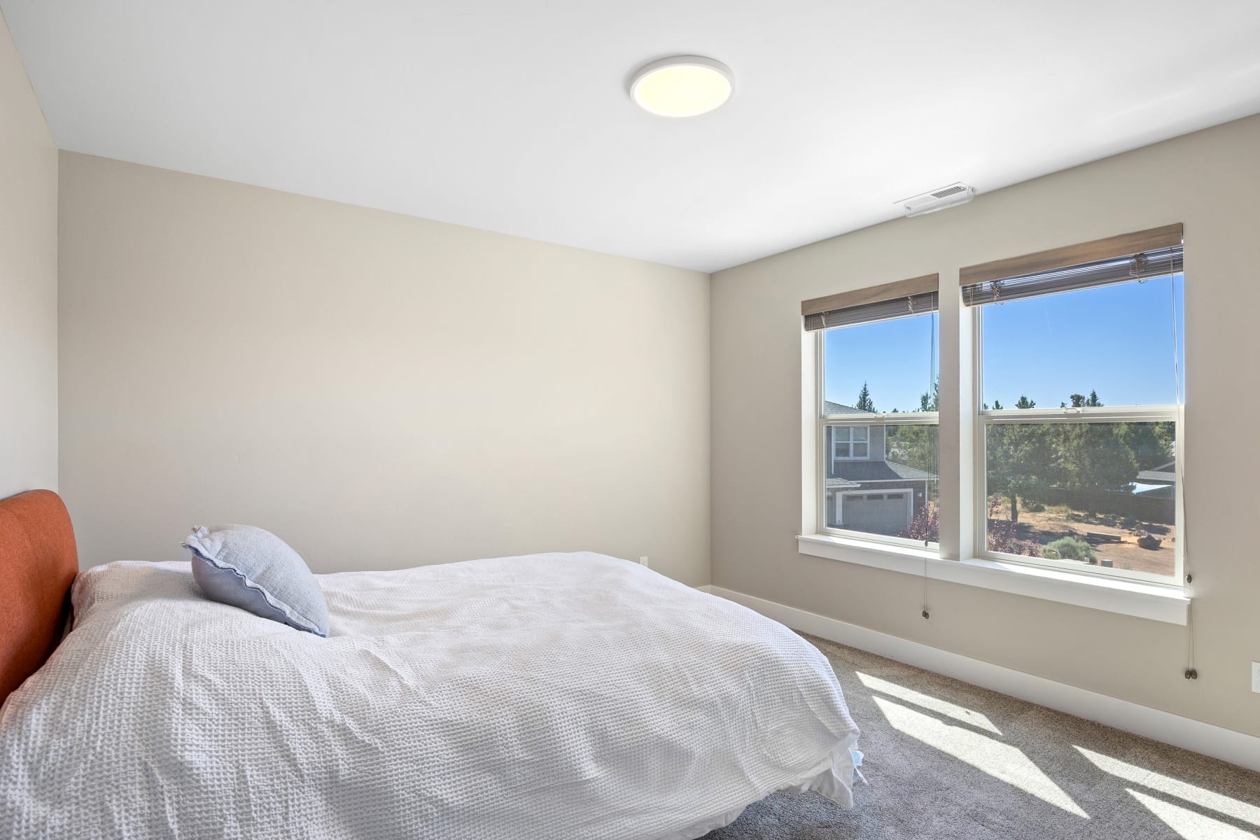  2350 NE Purcell Court Bend, OR 97701 - 物件實景