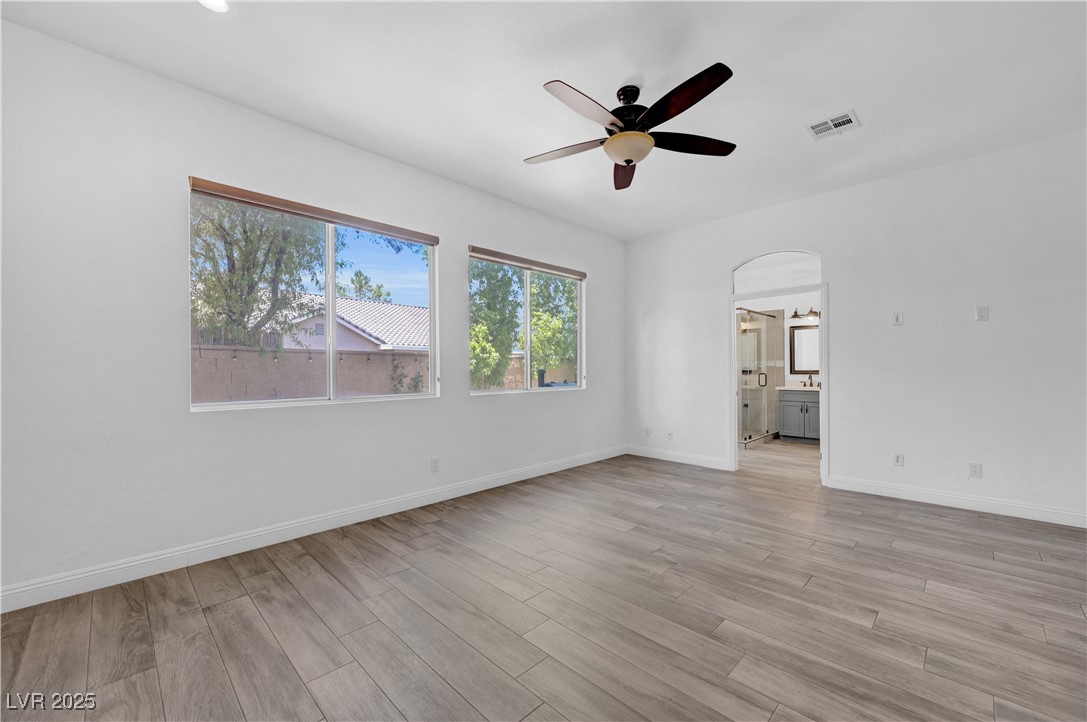 Henderson, Nevada, 89052, United States, 5 Bedrooms Bedrooms, ,2 BathroomsBathrooms,Residential,For Sale,1897207