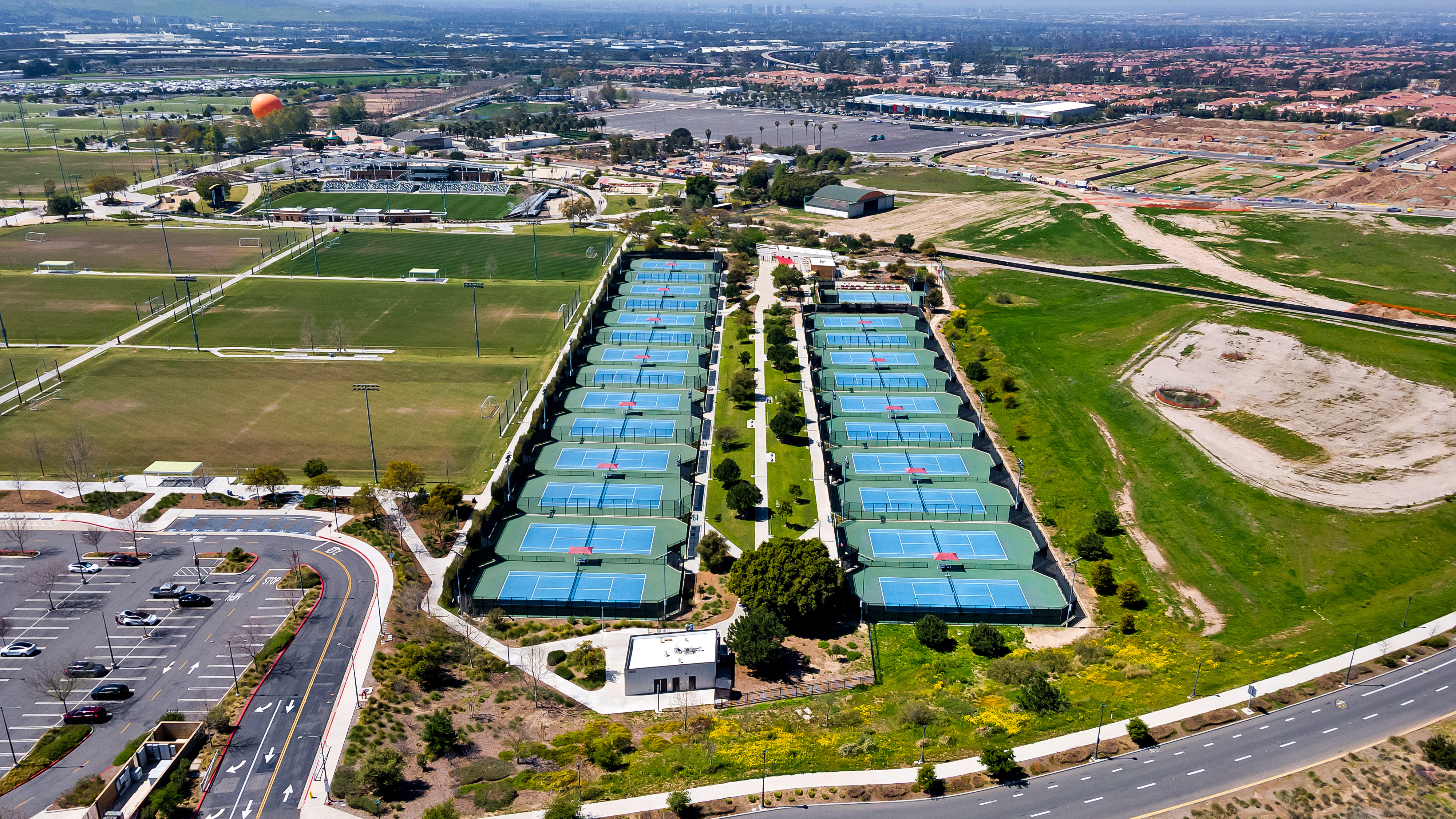  100 Tenor, Irvine, CA 92618 - 物件實景