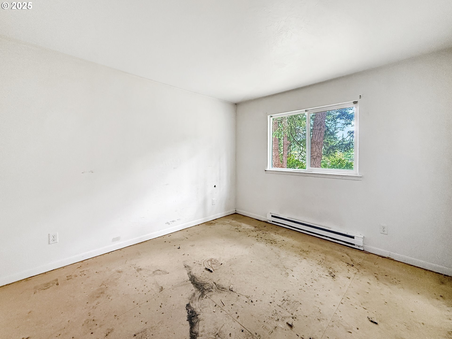 Brookings, Oregon, 97415, United States, ,Residential,For Sale,1983700