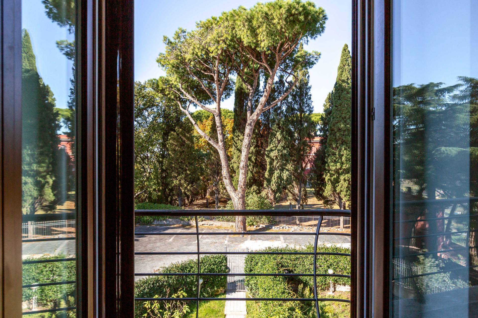 Grottaferrata, Roma, 00046, IT, 4 Bedrooms Bedrooms, ,2 BathroomsBathrooms,Residential,For Sale,1989453