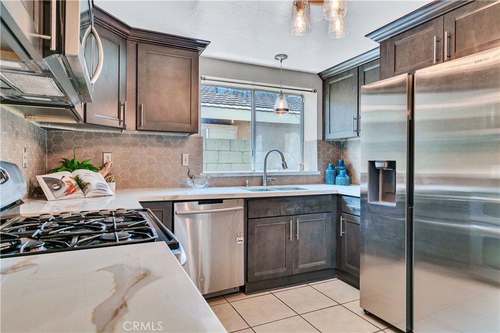 Rialto, California, 92376, United States, 3 Bedrooms Bedrooms, ,3 BathroomsBathrooms,Residential,For Sale,1909266