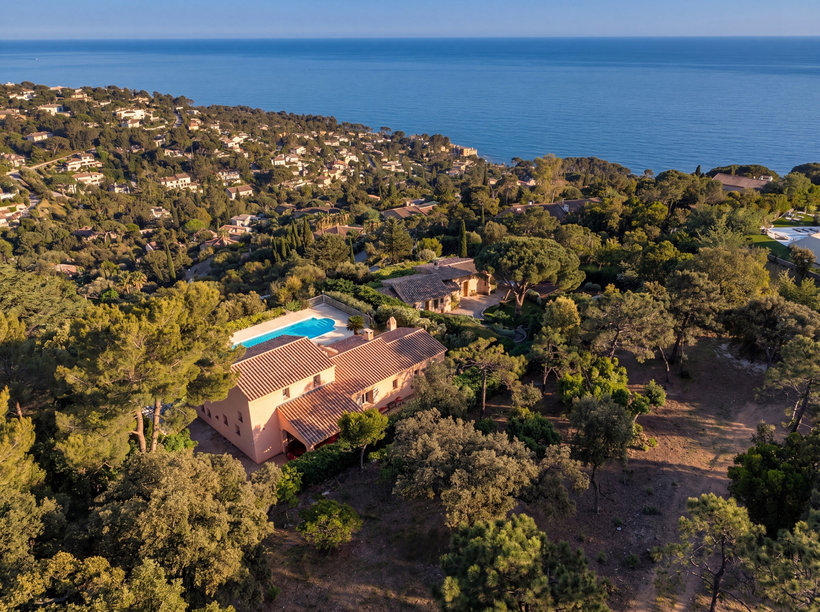  Sole Agent - Villa with sea view in Les Issambres - 物件實景