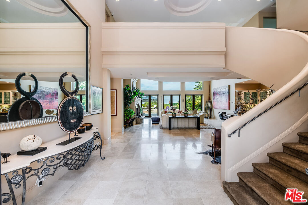 Beverly Hills, California, 90210, United States, 4 Bedrooms Bedrooms, ,5 BathroomsBathrooms,Residential,For Sale,1919871
