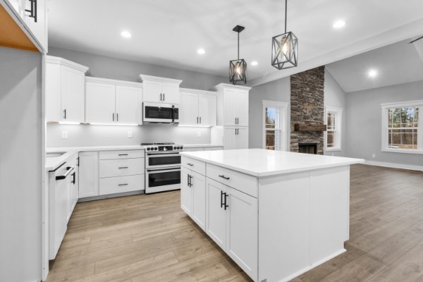 Cumberland Furnace, Tennessee, 37051, United States, 4 Bedrooms Bedrooms, ,4 BathroomsBathrooms,Residential,For Sale,2005990