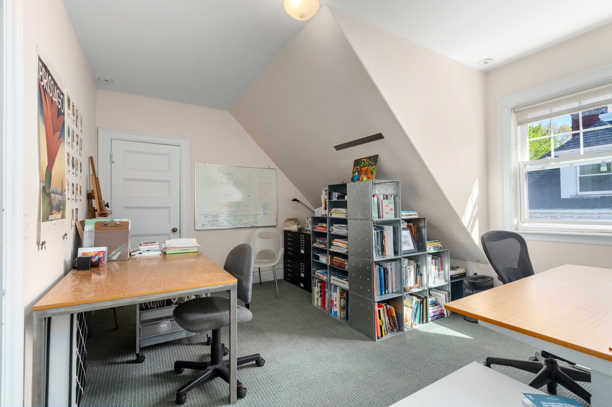  121 Thorndike Street, Brookline, MA, 02446 - 物件實景