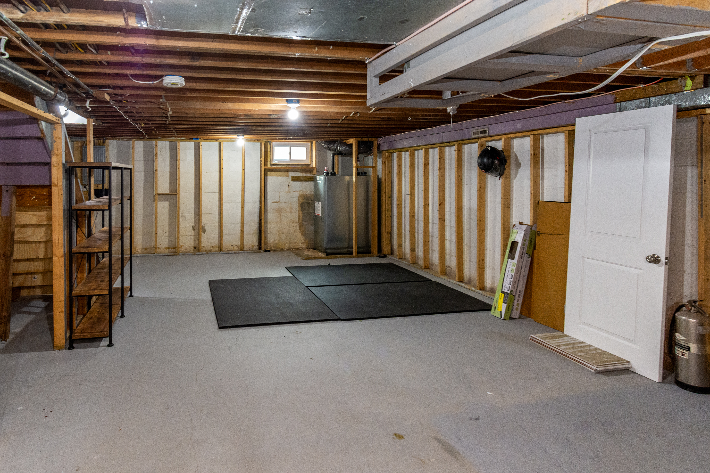  Stylish Three-Bedroom Townhome Near Shops, Dining and SEPTA - 物件實景