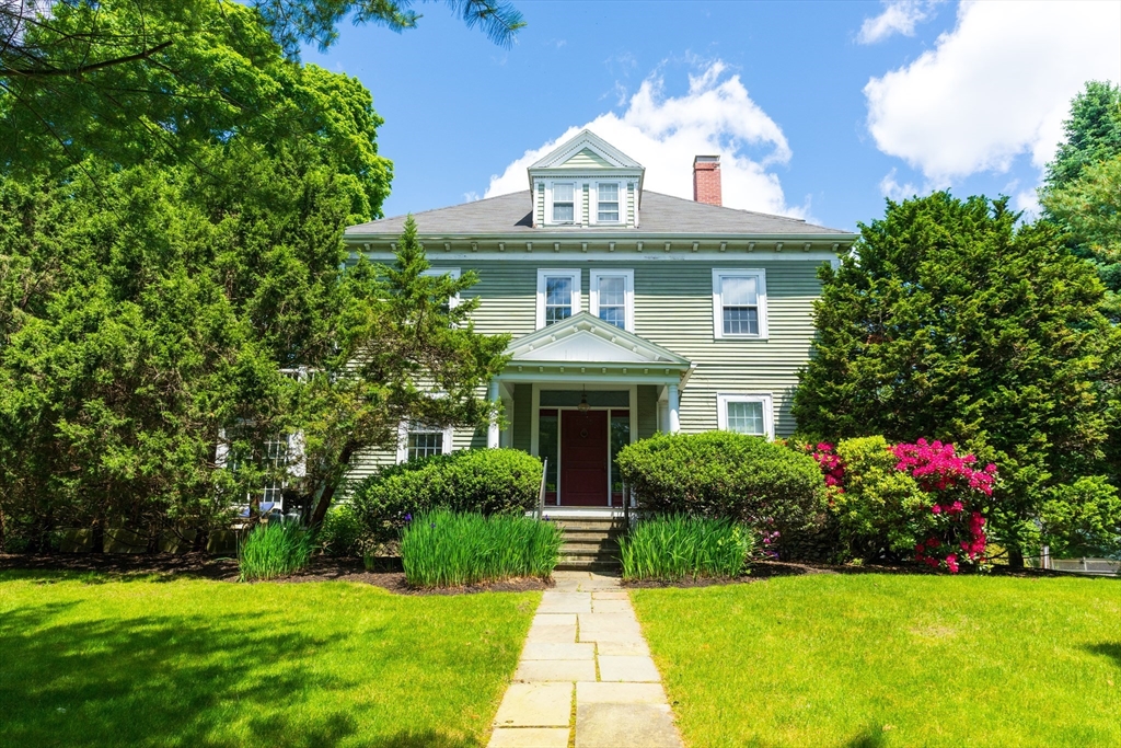 Newton, Massachusetts, 02465, United States, 5 Bedrooms Bedrooms, ,4 BathroomsBathrooms,Residential,For Sale,1848730