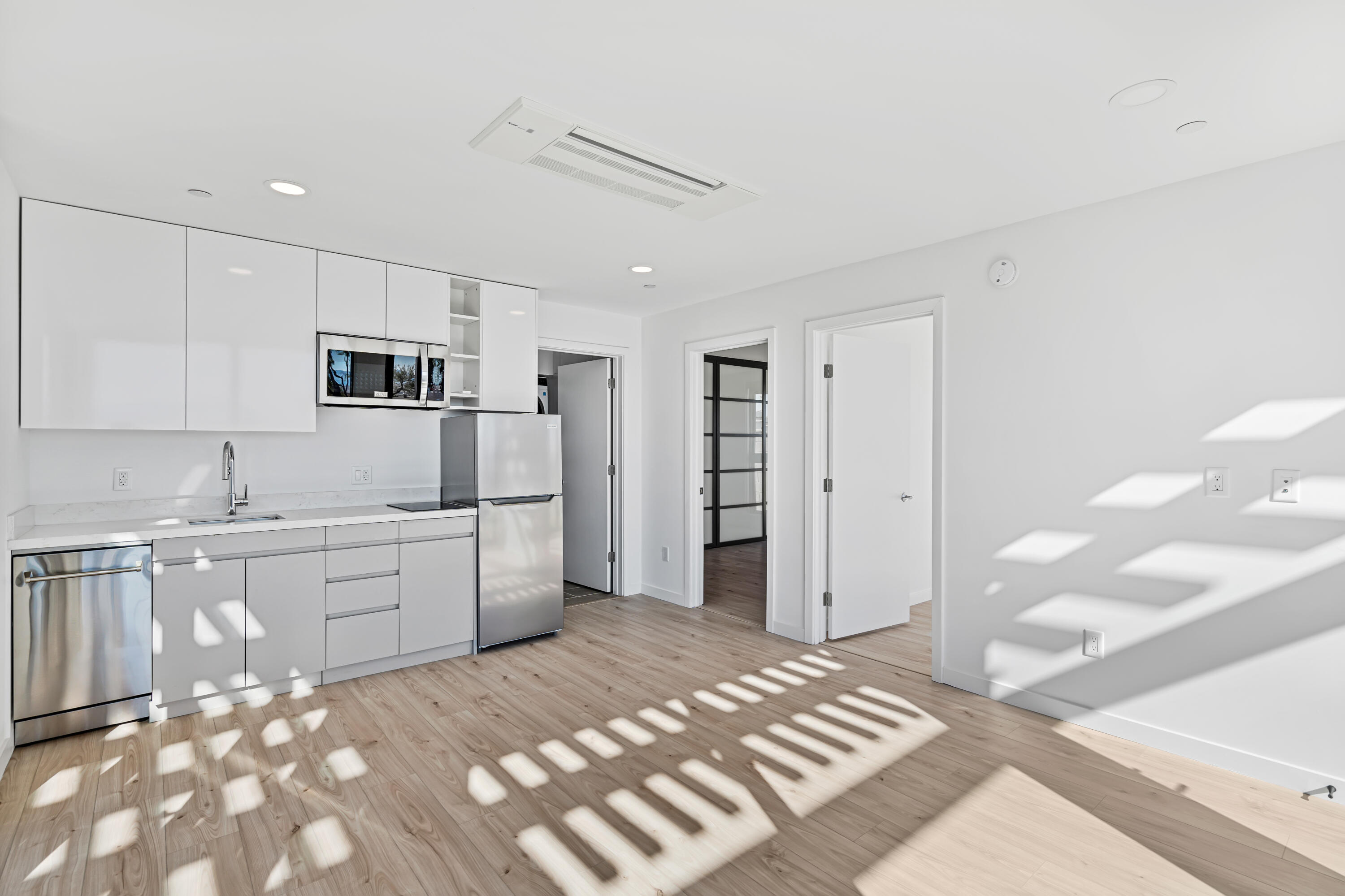 Desert Hot Springs, California, 92240, United States, 4 Bedrooms Bedrooms, ,Residential,For Sale,1998852