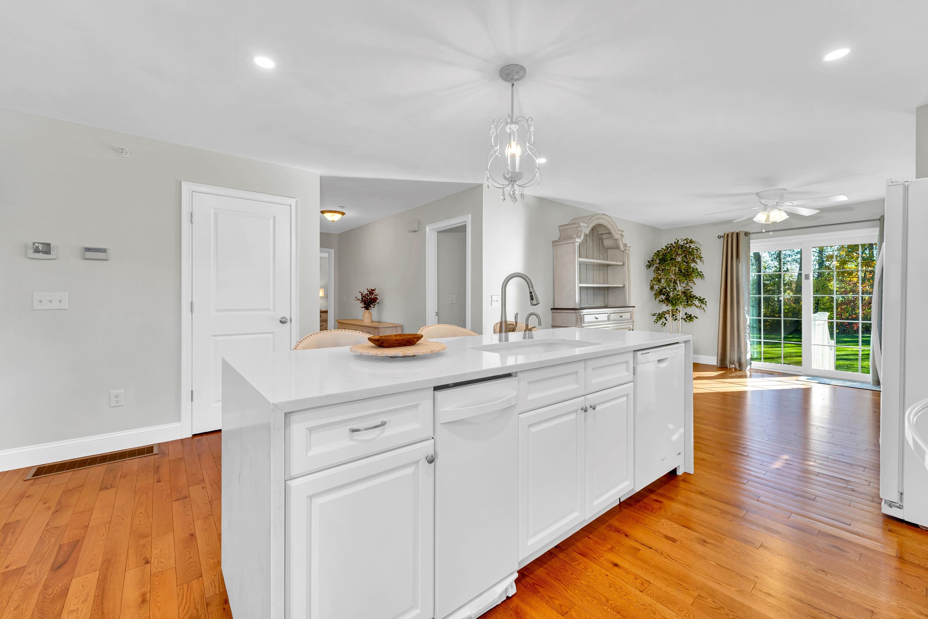 Brentwood, New Hampshire, 03833, United States, 2 Bedrooms Bedrooms, ,2 BathroomsBathrooms,Residential,For Sale,1976209