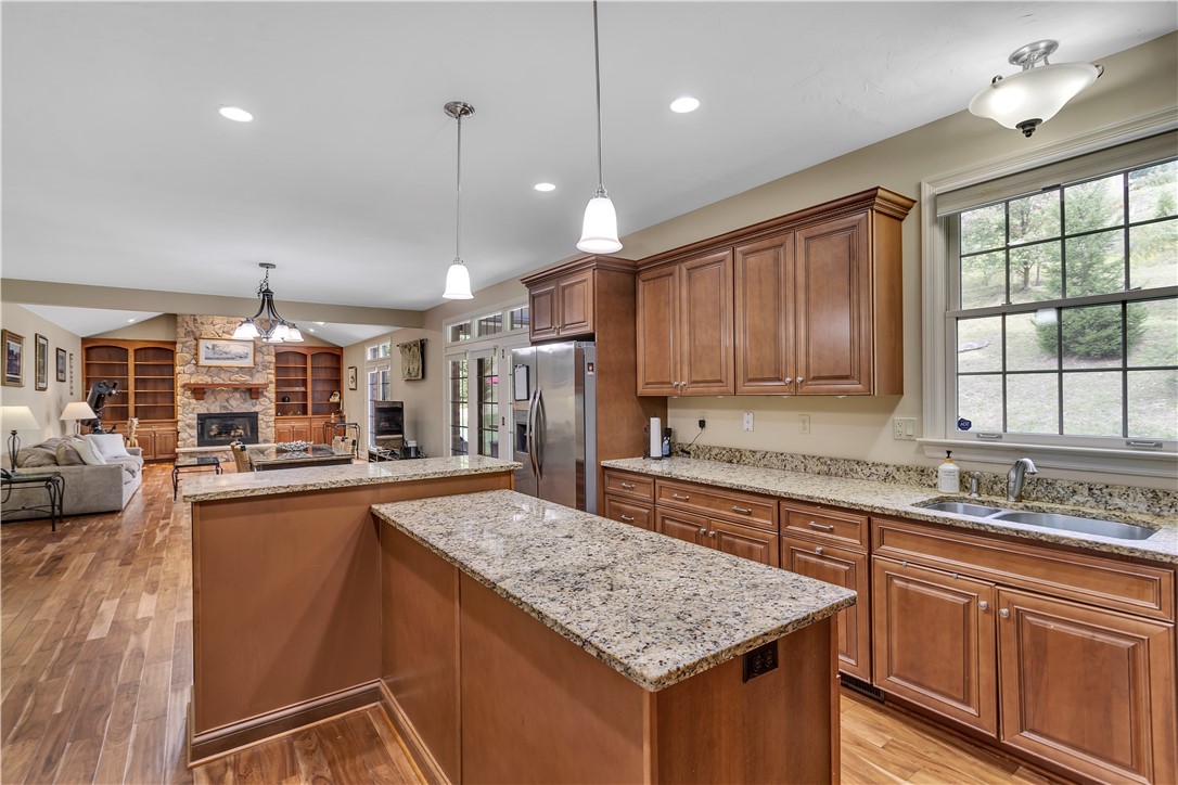 Peters Twp, Pennsylvania, 15317, United States, 4 Bedrooms Bedrooms, ,4 BathroomsBathrooms,Residential,For Sale,2002286