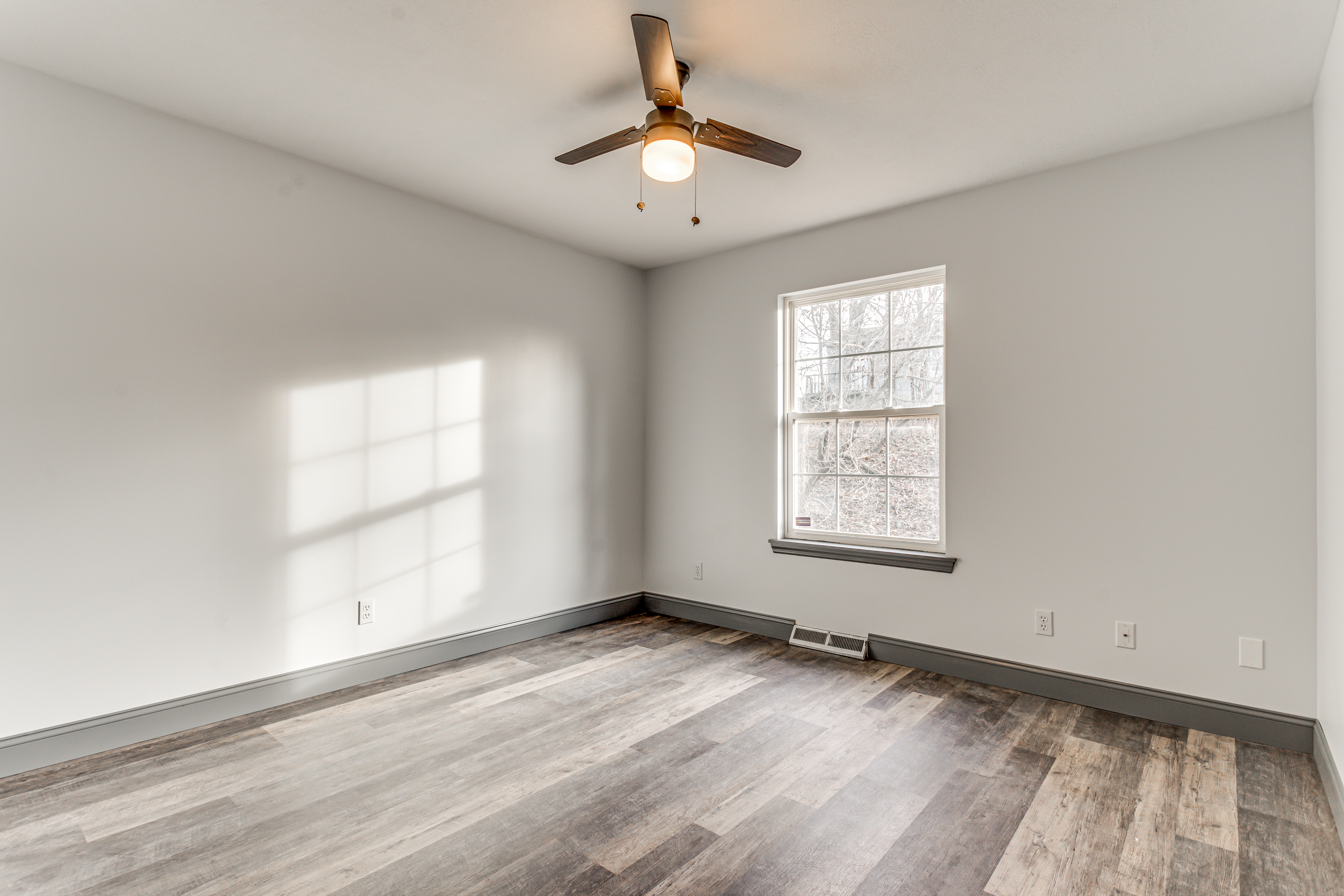  1006-1008 Middletown Road, Pittsburgh, PA 15205 - 物件實景