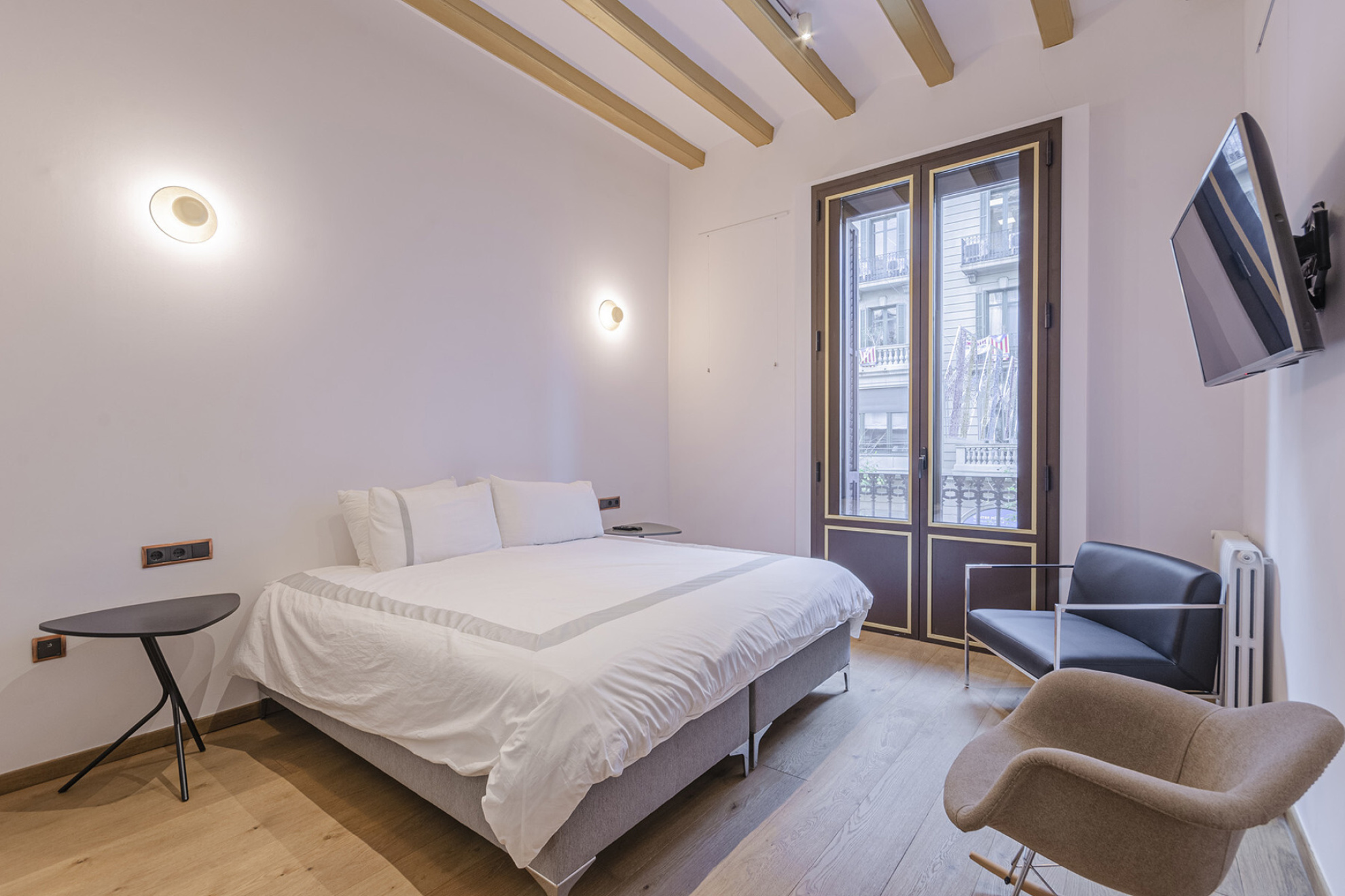  Renovated luxury house with terrace for sale in Eixample, Barcelona - 物件實景