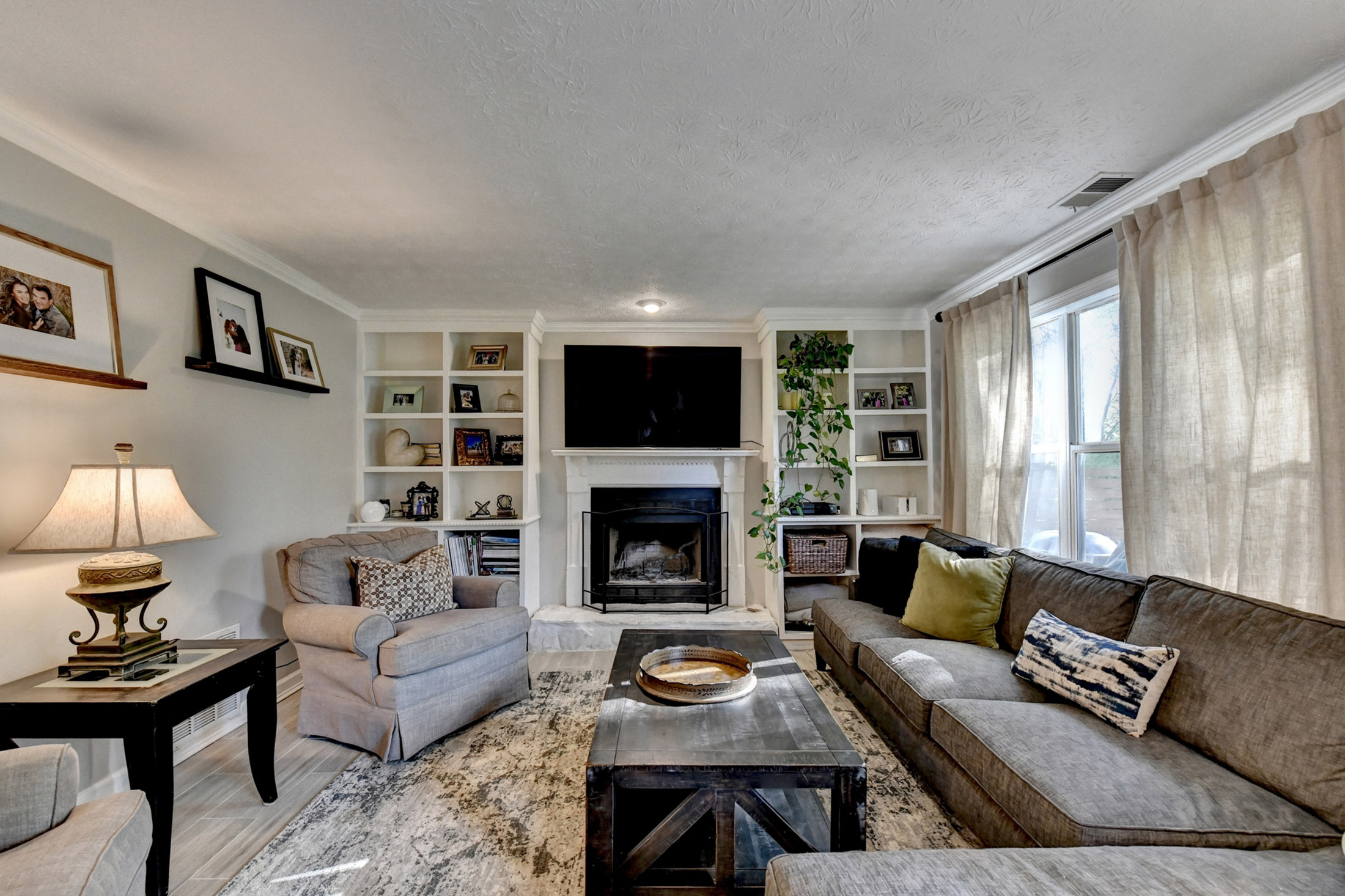  Welcome to this Renovated Home in Keheley Bend - 物件實景