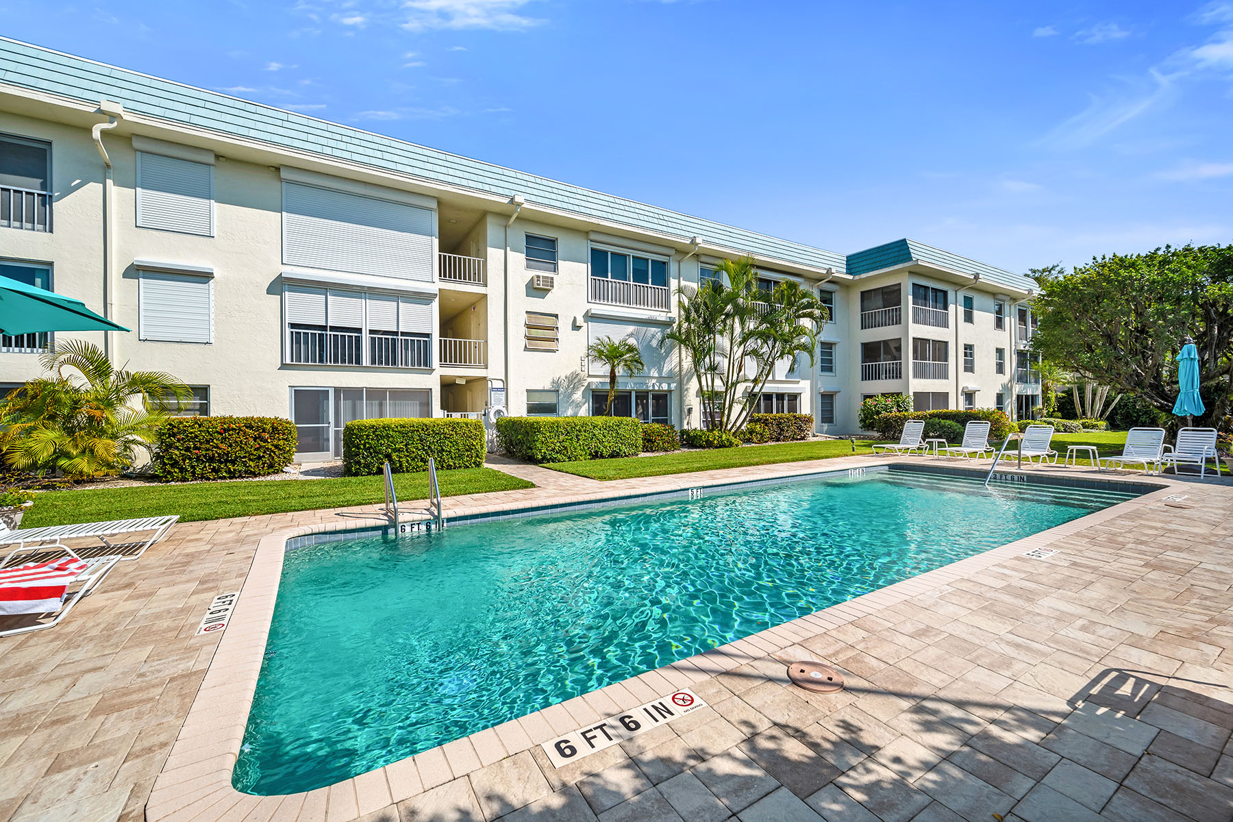  MOORINGS - CAMELOT CLUB - 物件實景