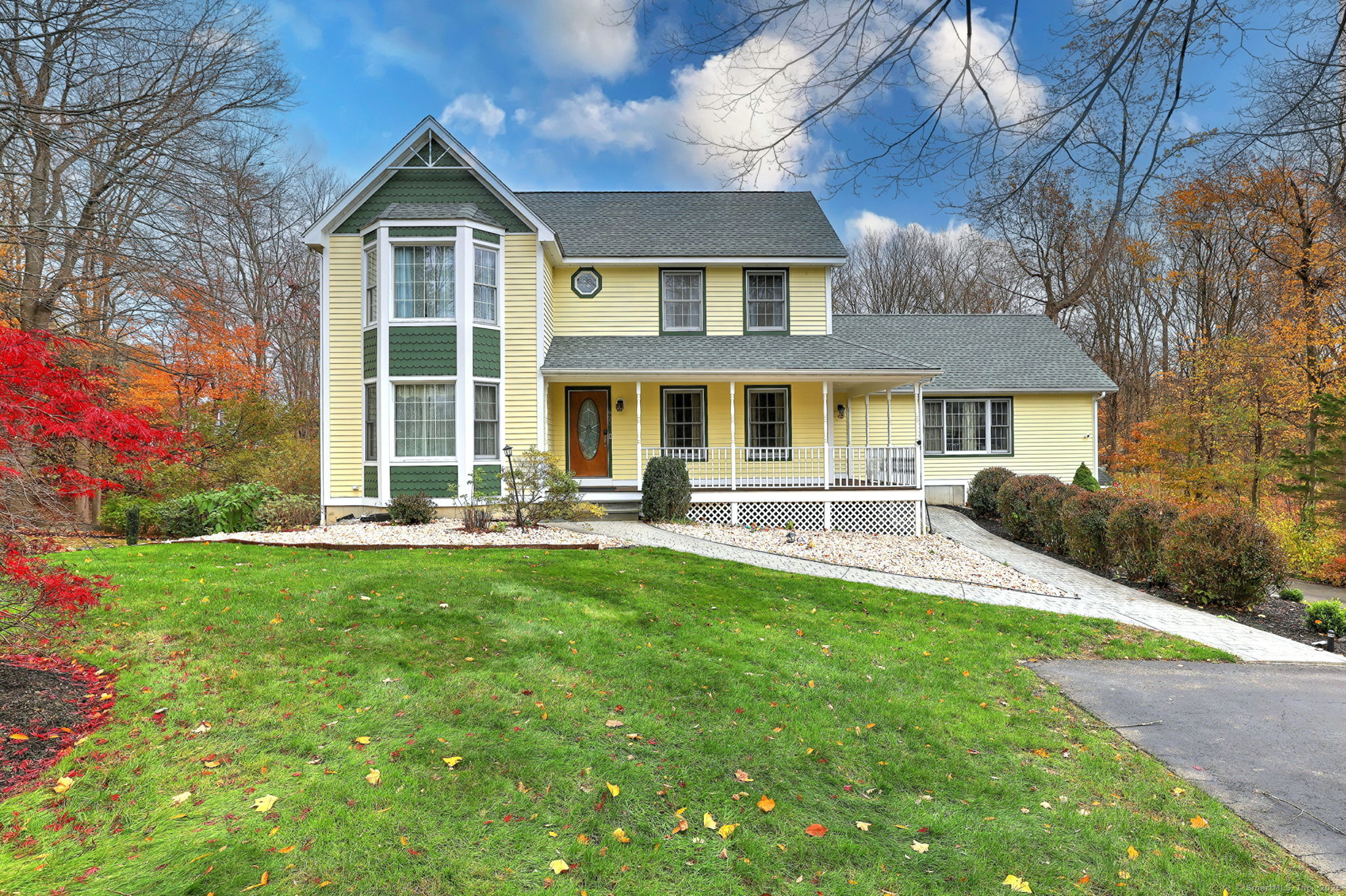 Orange, Connecticut, 06477, United States, 4 Bedrooms Bedrooms, ,4 BathroomsBathrooms,Residential,For Sale,1987664