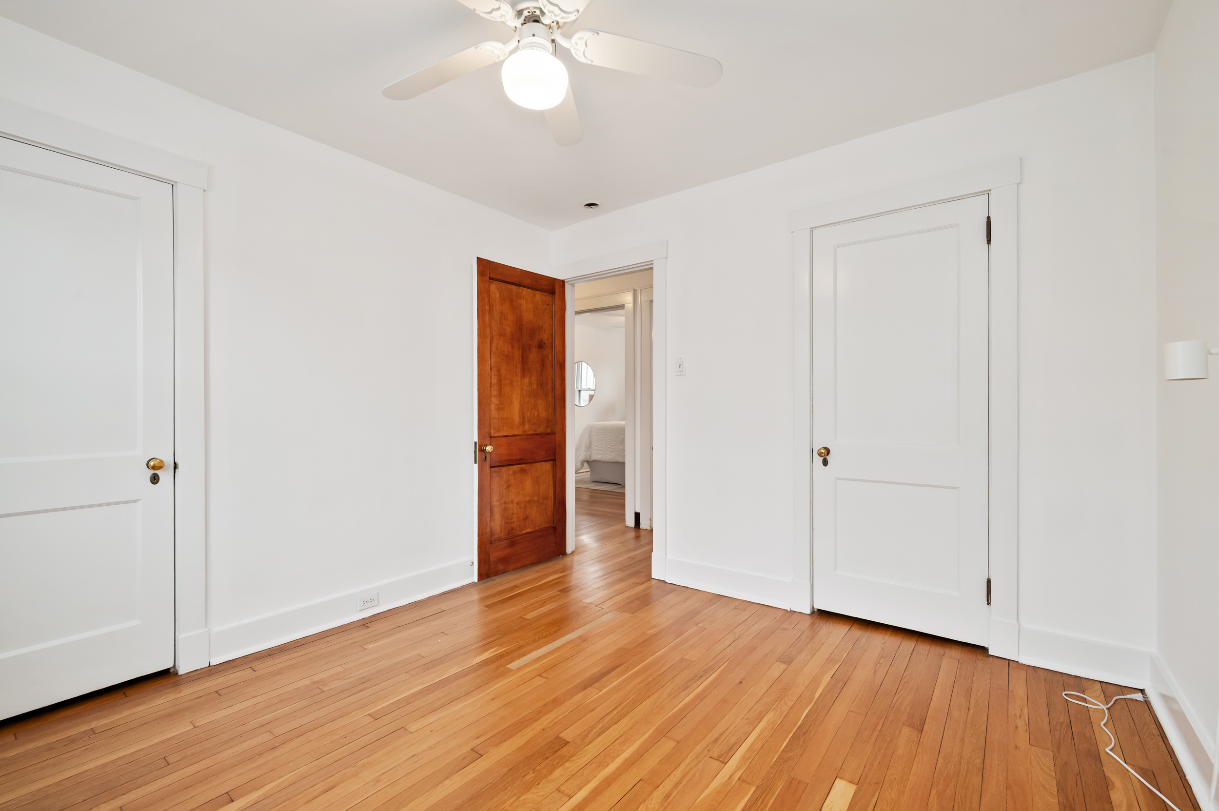  586 Celeron Street, Pittsburgh, PA 15221 - 物件實景