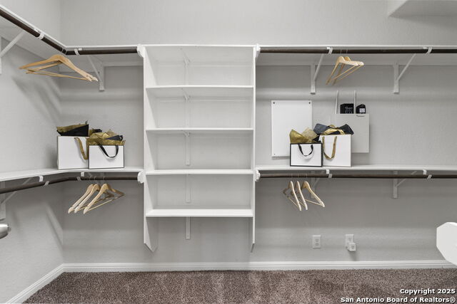 Schertz, Texas, 78154, United States, 4 Bedrooms Bedrooms, ,4 BathroomsBathrooms,Residential,For Sale,1989304