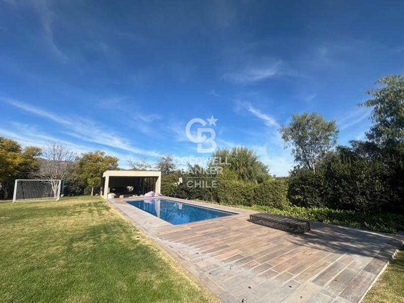 Colina, Chile, 6 Bedrooms Bedrooms, ,4 BathroomsBathrooms,Residential,For Sale,1890275