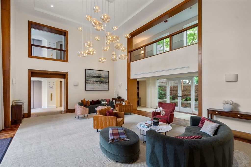 Cambridge, Massachusetts, 02138, United States, 1 Bedroom Bedrooms, ,1 BathroomBathrooms,Residential,For Sale,1883124