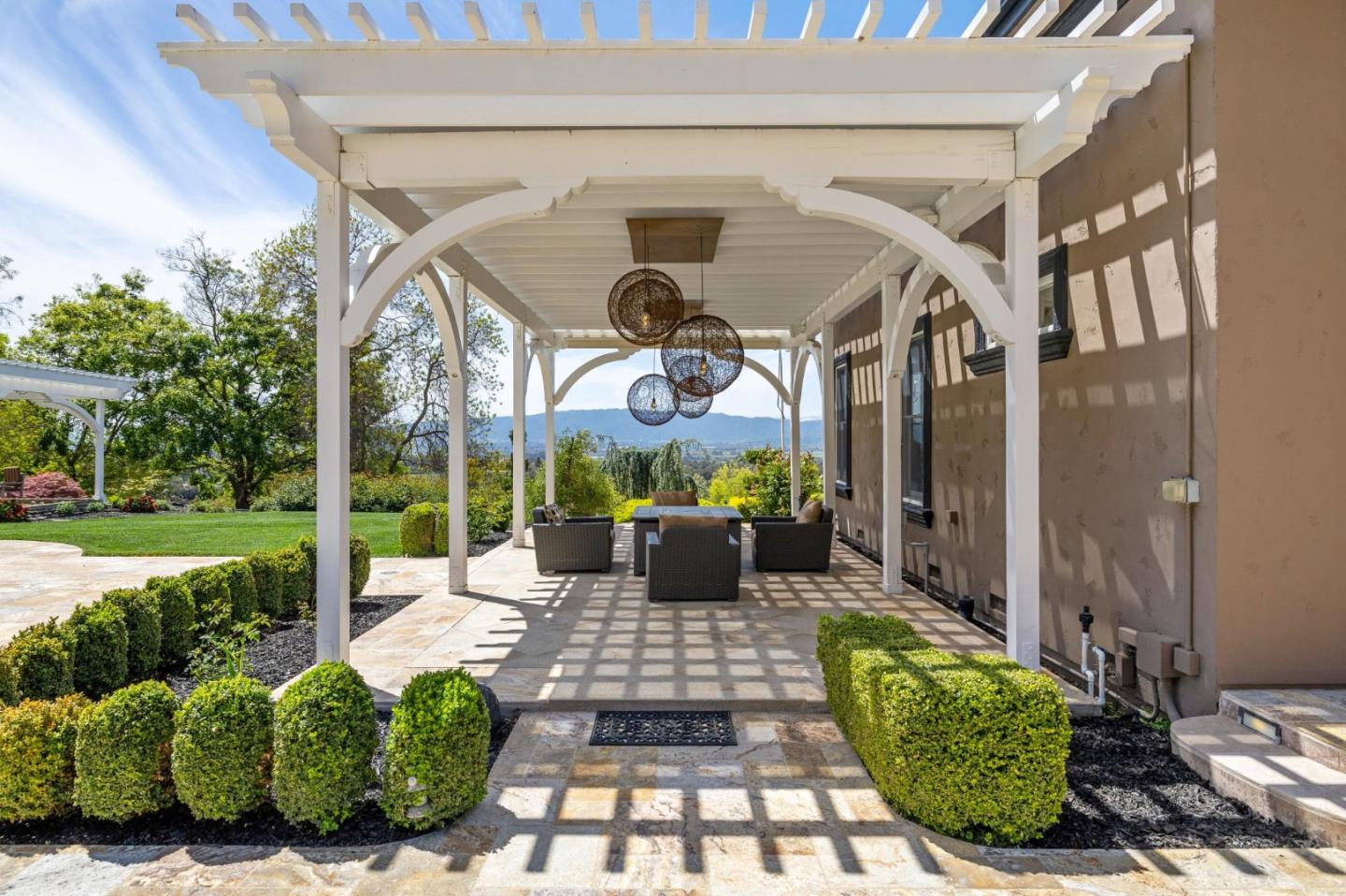 Gilroy, California, 95020, United States, 4 Bedrooms Bedrooms, ,4 BathroomsBathrooms,Residential,For Sale,1912112