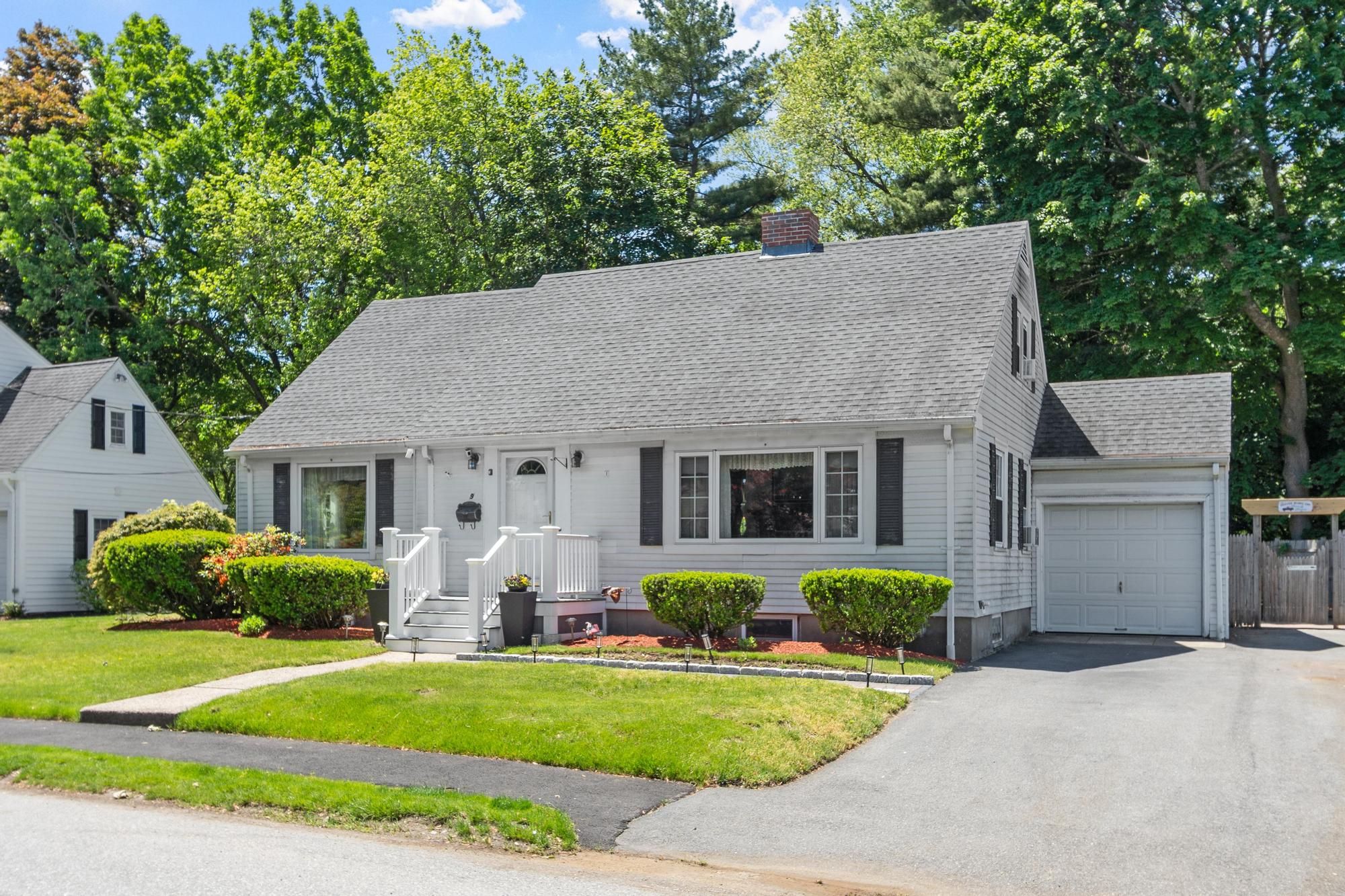  9 Oaklandvale Ave, Saugus, MA, 01906 - 物件實景