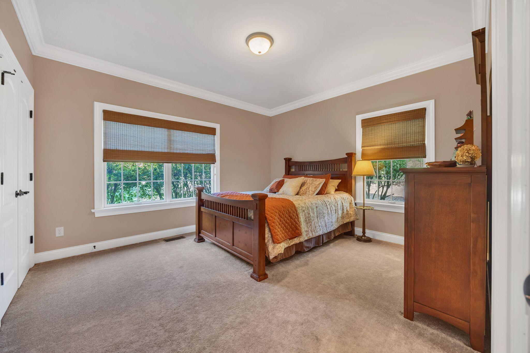 Rising Fawn, Georgia, 30738, United States, 3 Bedrooms Bedrooms, ,5 BathroomsBathrooms,Residential,For Sale,1982242