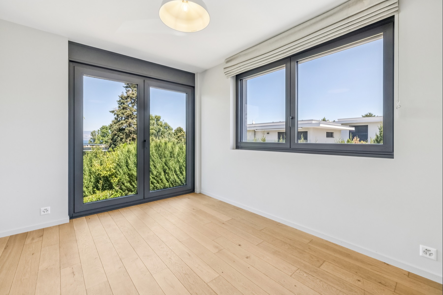  Anières  Elegant contemporary villa with exceptional amenities - 物件實景