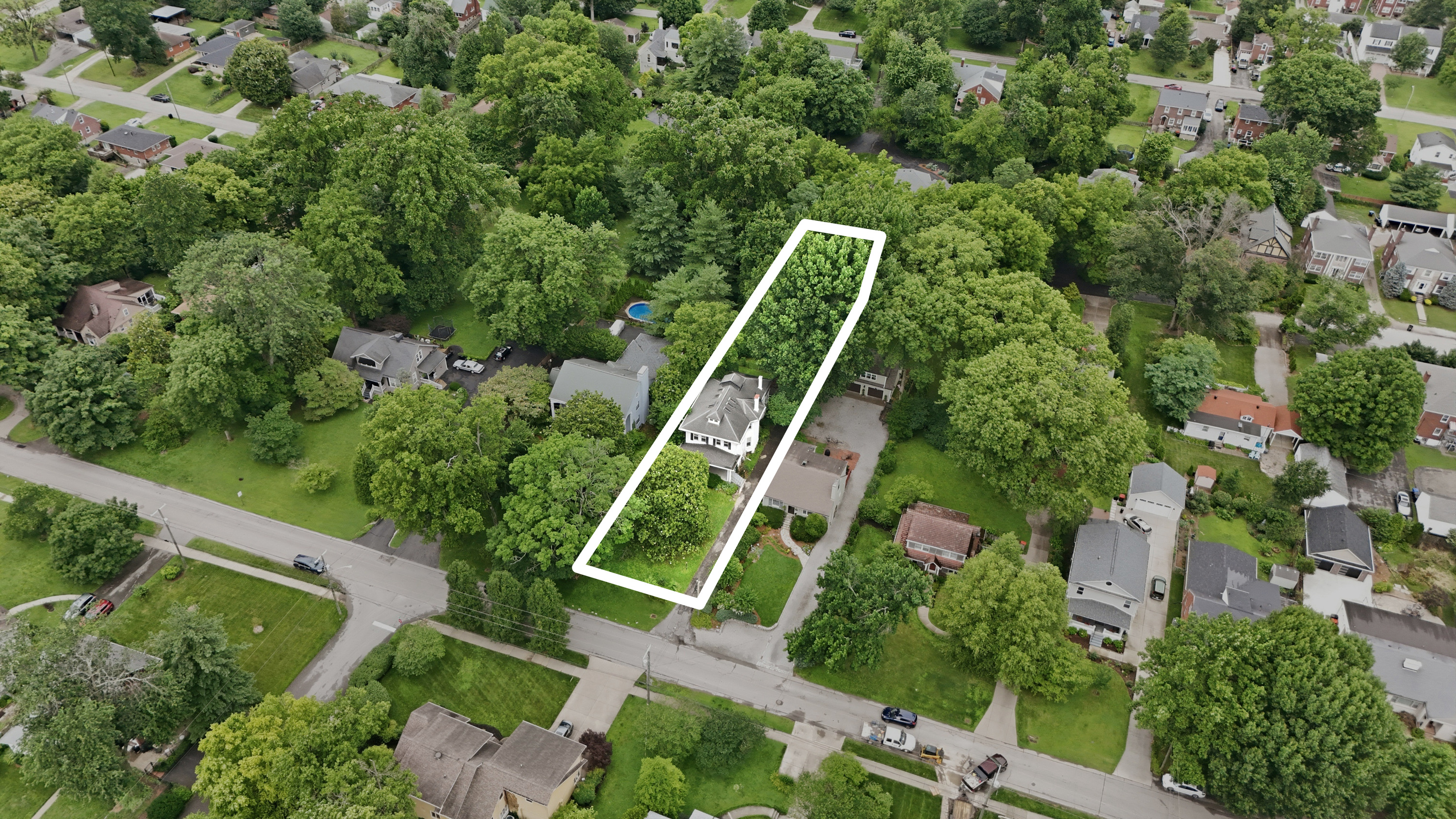  2037 Tyler Lane, Louisville, KY 40205 - 物件實景