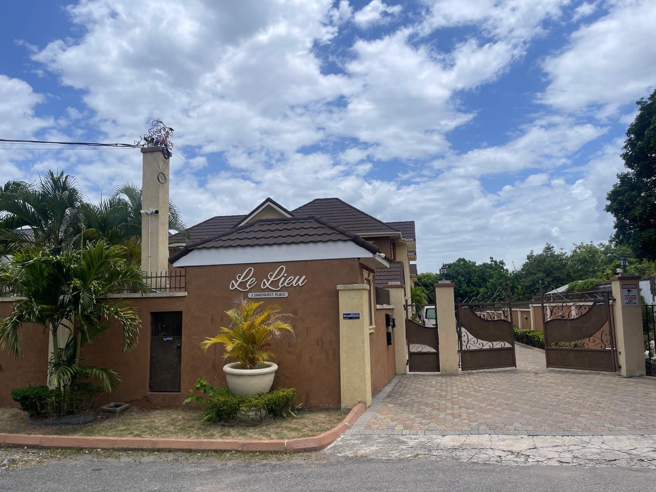 Kingston & St. Andrew, JM, 4 Bedrooms Bedrooms, ,4 BathroomsBathrooms,Residential,For Sale,1911465