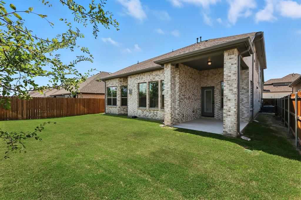 Mansfield, Texas, 76084, United States, 4 Bedrooms Bedrooms, ,4 BathroomsBathrooms,Residential,For Sale,1927817