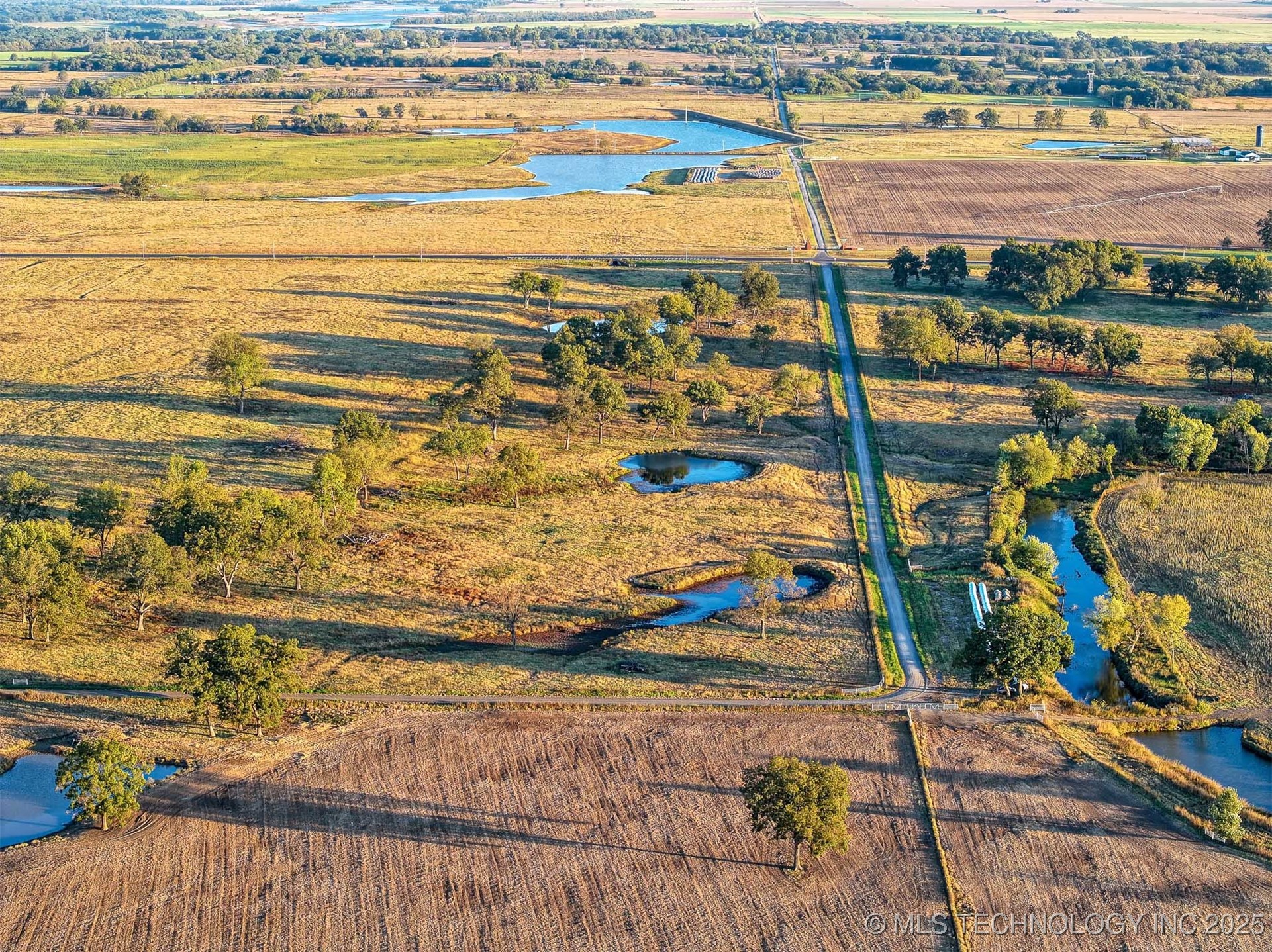 Haskell, Oklahoma, 74436, United States, ,Residential,For Sale,1989058