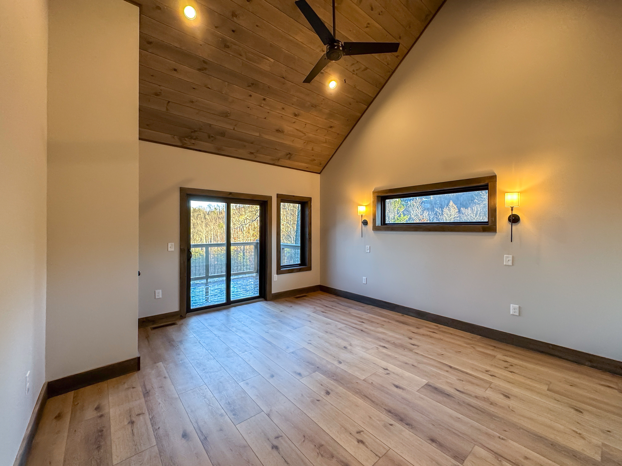 Sevierville, Tennessee, 37862, United States, 5 Bedrooms Bedrooms, ,7 BathroomsBathrooms,Residential,For Sale,2000383