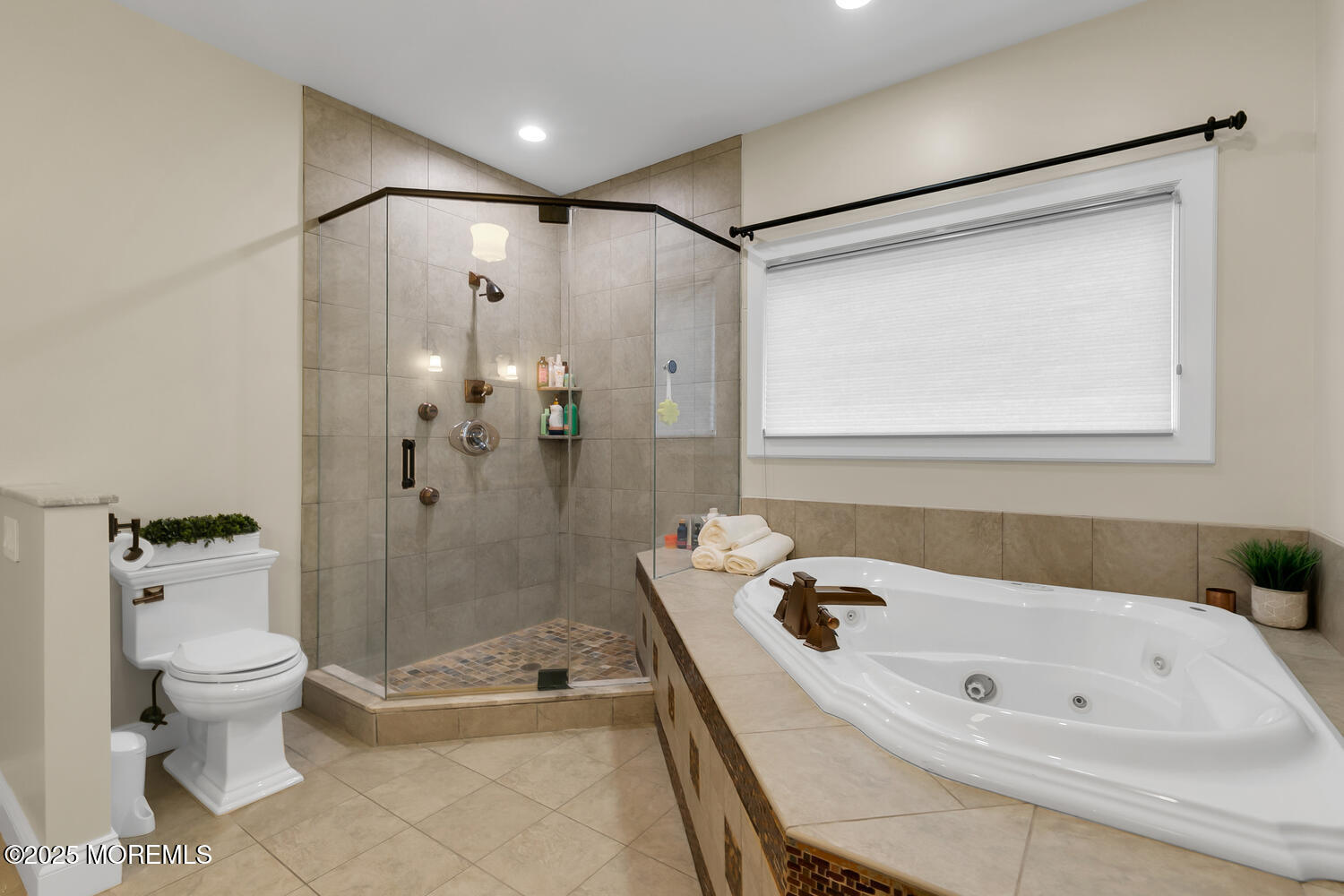 Middletown, New Jersey, 07748, United States, 4 Bedrooms Bedrooms, ,5 BathroomsBathrooms,Residential,For Sale,1990741