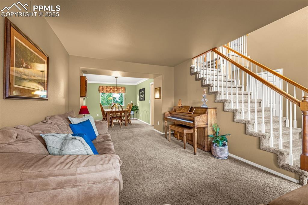 Monument, Colorado, 80132, United States, 5 Bedrooms Bedrooms, ,4 BathroomsBathrooms,Residential,For Sale,1988171