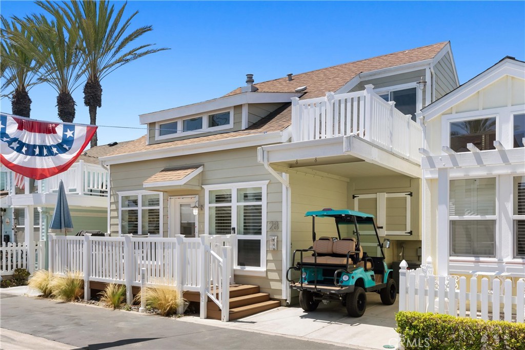 Newport Beach, California, 92663, United States, 2 Bedrooms Bedrooms, ,2 BathroomsBathrooms,Residential,For Sale,1877263